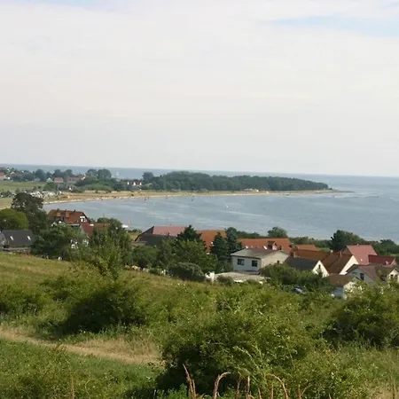 Sterntaucher In Haus Strelasund *
